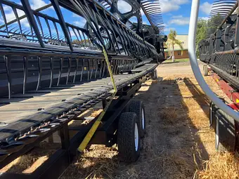 MacDon D60 40ft draper front on brand-new comb trailer — for sale at HFR Swan Hill